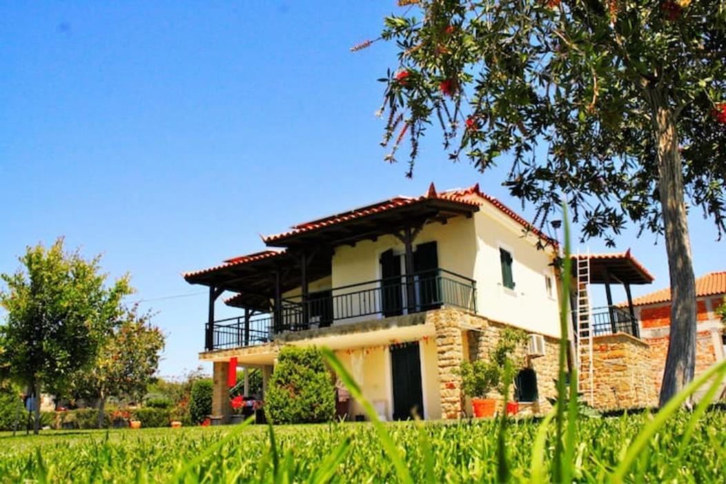 Donatos Appartement Finikounta Buitenkant foto