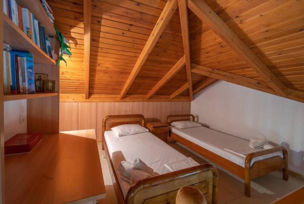 Donatos Appartement Finikounta Buitenkant foto