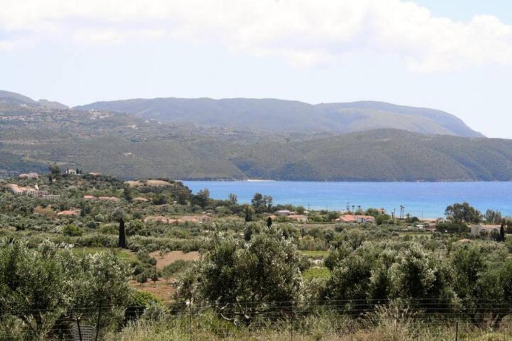 Donatos Appartement Finikounta Buitenkant foto