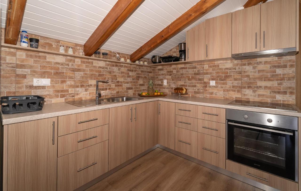 Donatos Appartement Finikounta Buitenkant foto