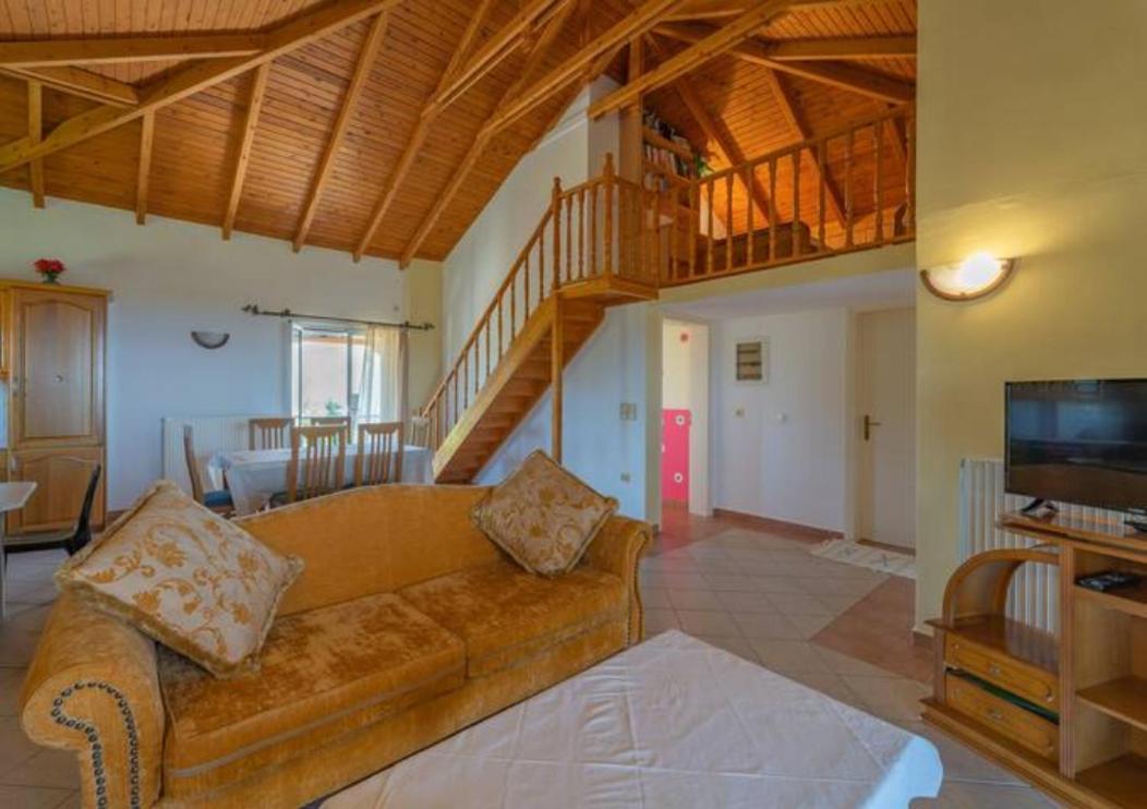 Donatos Appartement Finikounta Buitenkant foto