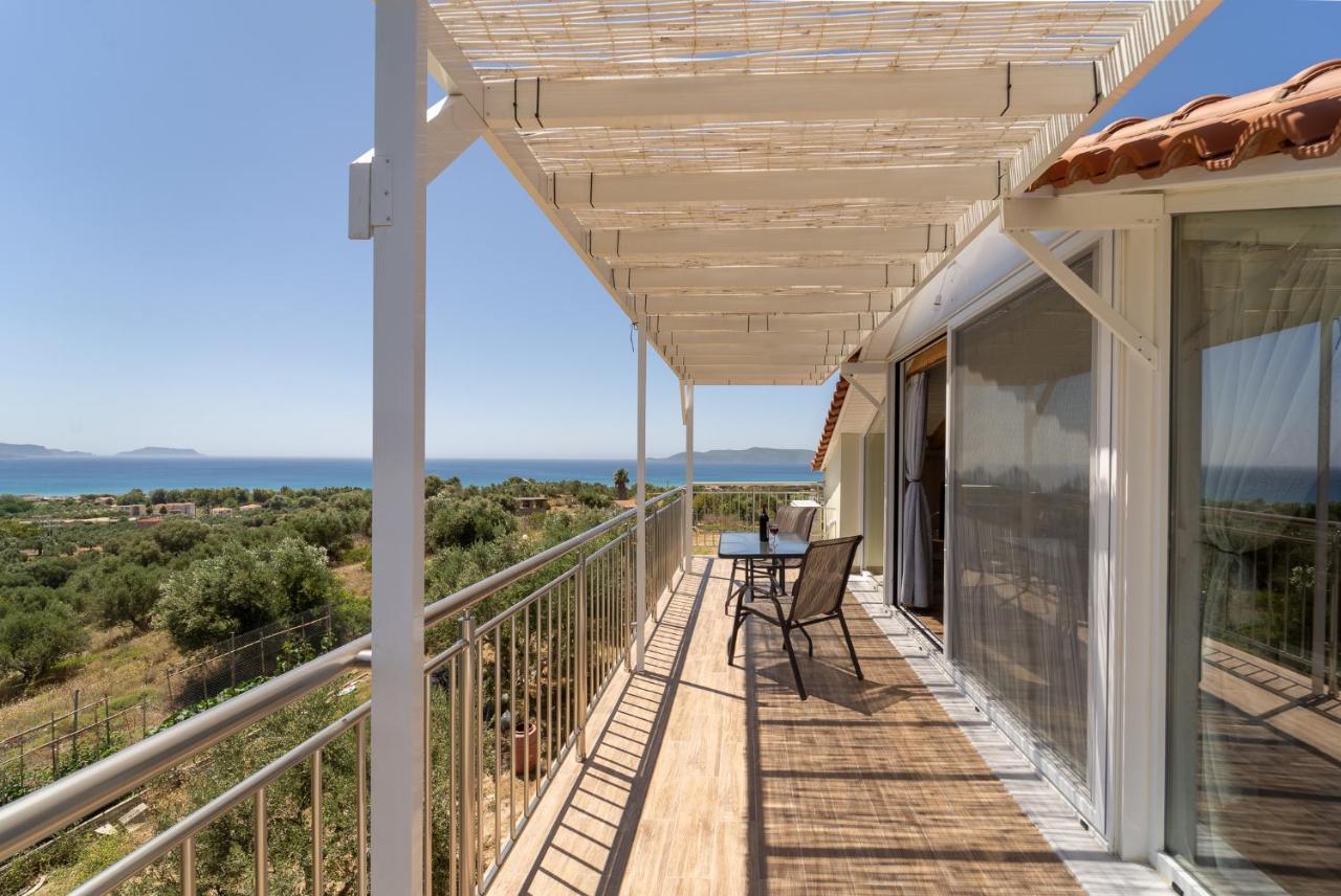 Donatos Appartement Finikounta Buitenkant foto