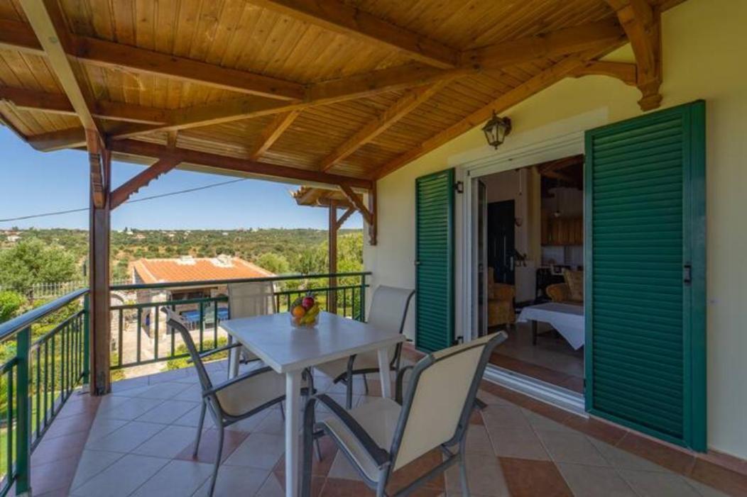 Donatos Appartement Finikounta Buitenkant foto