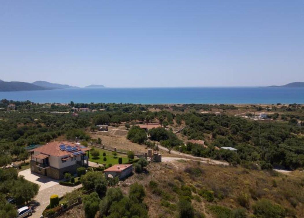 Donatos Appartement Finikounta Buitenkant foto