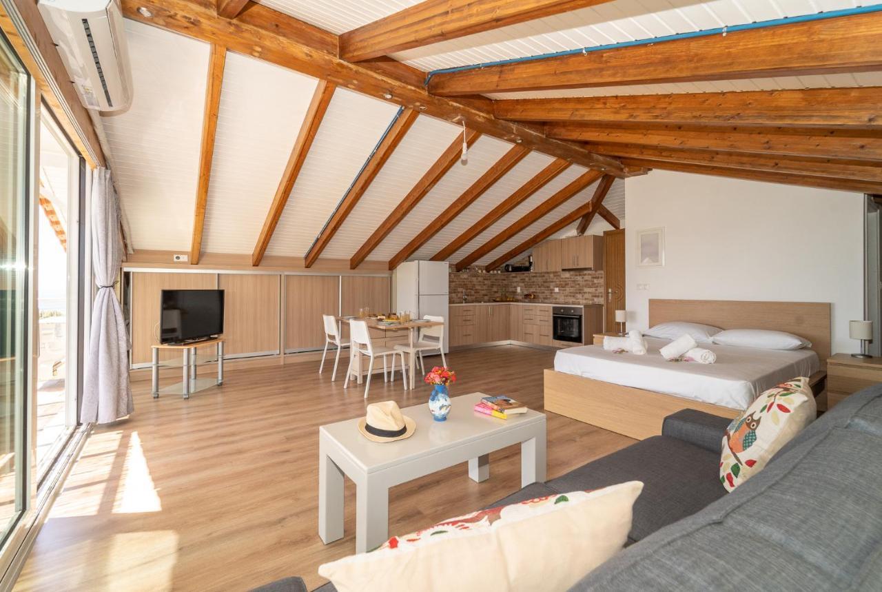 Donatos Appartement Finikounta Buitenkant foto