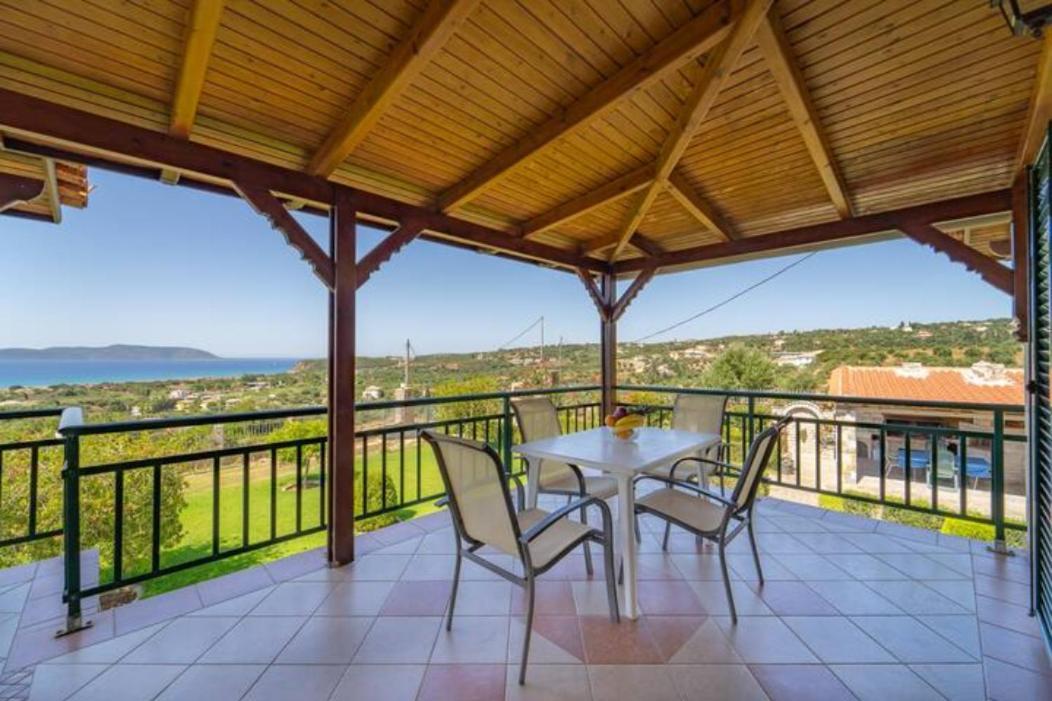 Donatos Appartement Finikounta Buitenkant foto
