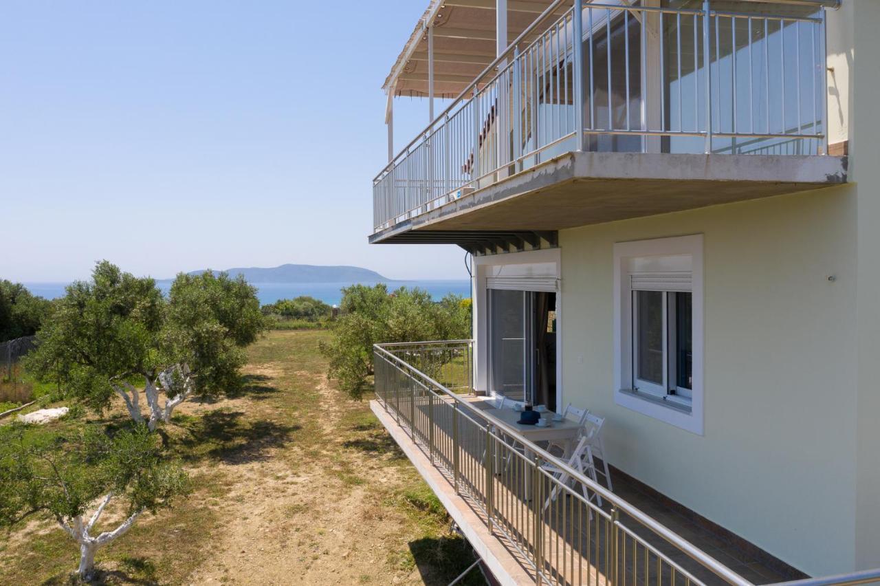 Donatos Appartement Finikounta Buitenkant foto